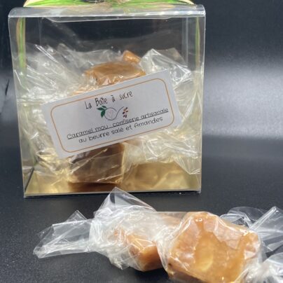 Boîte cadeau : caramels mous au beurre salé et  aux amandes