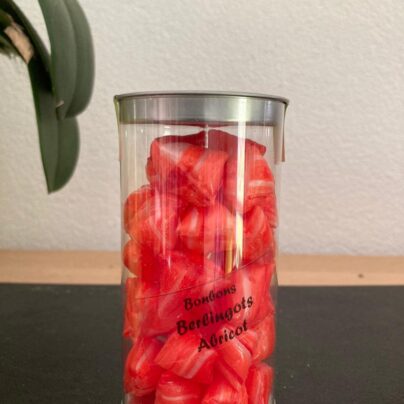Boîte de bonbons berlingots aux abricots