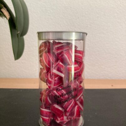 Boîte de bonbons berlingots à la framboise