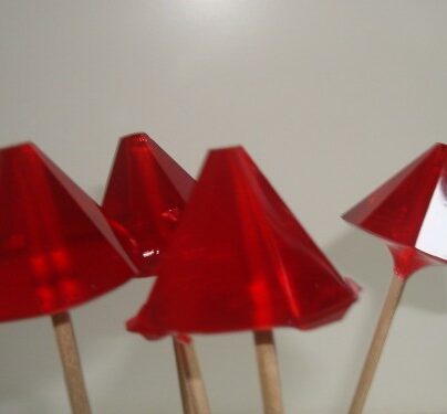 sucette en forme de cristaux